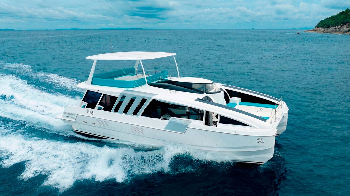 Аренда моторного катамарана Power Catamaran 50 на Пхукете